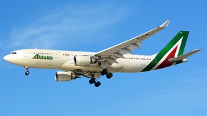 Photo of EI-EJK - Airbus A330-202 operated by Alitalia