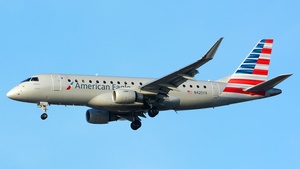 Photo of N425YX - Embraer ERJ-175LR operated by American Eagle (opb Republic Airways)