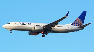 Photo of N12216 - Boeing 737-824 operated by United Airlines