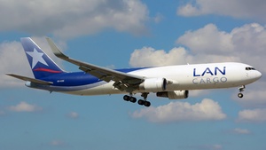 Photo of CC-CZZ - Boeing 767-316F operated by LAN Cargo