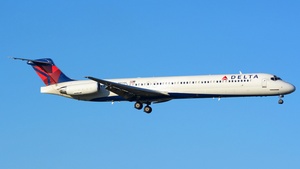 Photo of N912DL - McDonnell Douglas MD-88 operated by Delta Air Lines