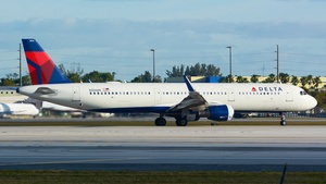 Photo of N306DN - Airbus A321-211 operated by Delta Air Lines