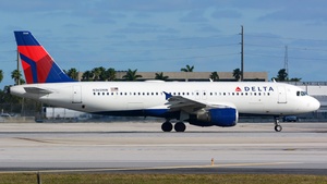 Photo of N365NW - Airbus A320-212 operated by Delta Air Lines