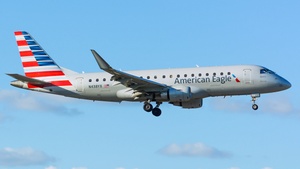 Photo of N438YX - Embraer ERJ-175LR operated by American Eagle (opb Republic Airways)