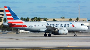 Photo of N746UW - Airbus A319-112 operated by American Airlines