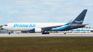 Photo of N1381A - Boeing 767-31K(ER)(BDSF) operated by Amazon Prime Air (opb Atlas Air)