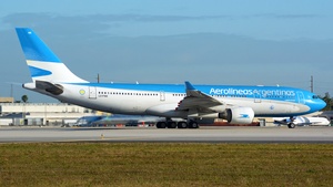Photo of LV-FNK - Airbus A330-223 operated by Aerolíneas Argentinas