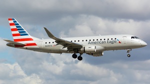 Photo of N445YX - Embraer ERJ-175LR operated by American Eagle (opb Republic Airways)