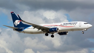 Photo of XA-AMO - Boeing 737-852 operated by Aeroméxico