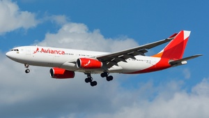 Photo of PR-OCX - Airbus A330-243 operated by Avianca Brasil