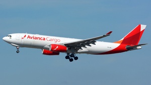 Photo of PR-ONV - Airbus A330-243F operated by Avianca Cargo Brasil
