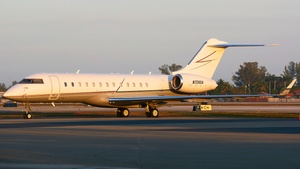 Photo of N720CH - Bombardier Global Express operated by Crescent Heights