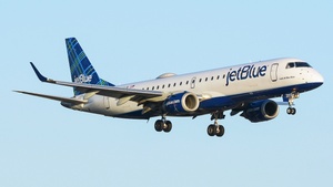 Photo of N203JB - Embraer ERJ-190AR operated by jetBlue Airways
