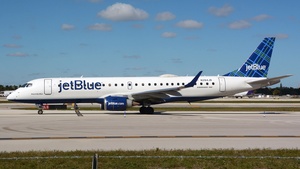 Photo of N284JB - Embraer ERJ-190AR operated by jetBlue Airways
