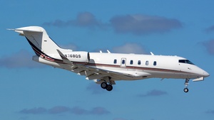 Photo of N768QS - Bombardier Challenger 350 operated by NetJets