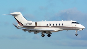 Photo of N770QS - Bombardier Challenger 350 operated by NetJets