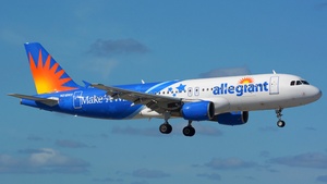Photo with serial 1229 - Airbus A320-214