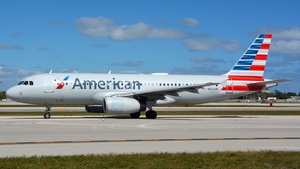 Photo of N651AW - Airbus A320-232 operated by American Airlines
