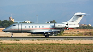 Photo of 9H-VCF - Bombardier Challenger 350 operated by VistaJet