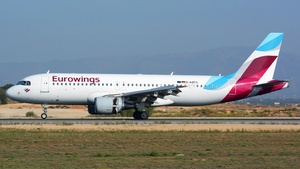 Photo of D-ABNL - Airbus A320-214 operated by Eurowings