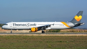 Photo of G-DHJH - Airbus A321-211 operated by Thomas Cook Airlines