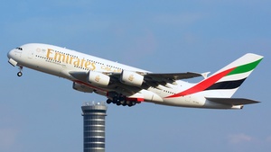 Photo of A6-EDR - Airbus A380-861 operated by Emirates