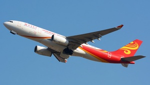 Photo of B-LHA - Airbus A330-243 operated by Hong Kong Airlines