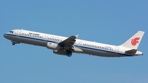 Photo of B-6883 - Airbus A321-232 operated by Air China