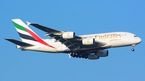 Photo of A6-EEH - Airbus A380-861 operated by Emirates