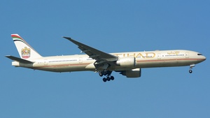 Photo of A6-ETJ - Boeing 777-3FX(ER) operated by Etihad Airways