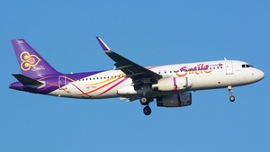 Photo of HS-TXJ - Airbus A320-232 operated by Thai Smile
