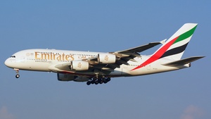 Photo of A6-EDT - Airbus A380-861 operated by Emirates