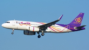 Photo of HS-TXH - Airbus A320-232 operated by Thai Smile