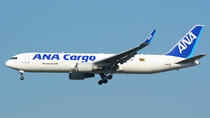 Photo of JA605F - Boeing 767-316F operated by ANA Cargo