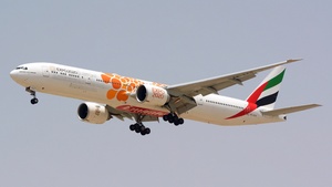 Photo of A6-EPO - Boeing 777-31H(ER) operated by Emirates