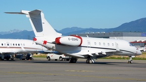 Photo of C-GSHU - Embraer Legacy 500 operated by Skyservice Business Aviation