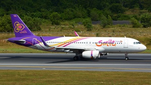 Photo of HS-TXG - Airbus A320-232 operated by Thai Smile