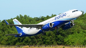 Photo with serial 5676 - Airbus A320-232