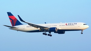Photo of N178DZ - Boeing 767-332(ER) operated by Delta Air Lines