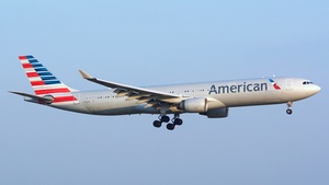 Photo of N275AY - Airbus A330-323 operated by American Airlines
