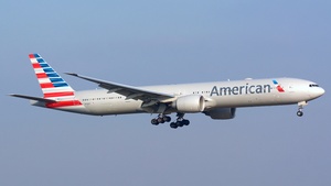 Photo of N735AT - Boeing 777-323(ER) operated by American Airlines