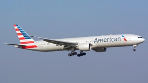Photo of N728AN - Boeing 777-323(ER) operated by American Airlines