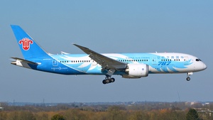 Photo of B-2733 - Boeing 787-8 Dreamliner operated by China Southern Airlines