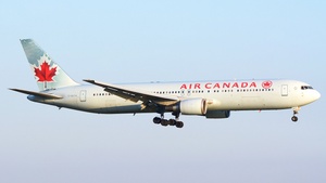 Photo with serial 25120 - Boeing 767-375(ER)