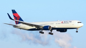 Photo of N1604R - Boeing 767-332(ER) operated by Delta Air Lines