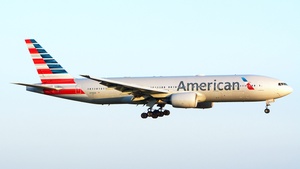 Photo of N798AN - Boeing 777-223(ER) operated by American Airlines