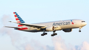 Photo of N765AN - Boeing 777-223(ER) operated by American Airlines
