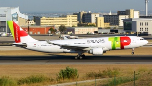 Photo of CS-TOE - Airbus A330-223 operated by TAP Air Portugal