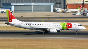 Photo of CS-TPS - Embraer ERJ-190LR operated by TAP Express (opb Portugália Airlines)