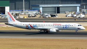 Photo of EC-LKX - Embraer ERJ-195LR operated by Air Europa Express (opb Aeronova)